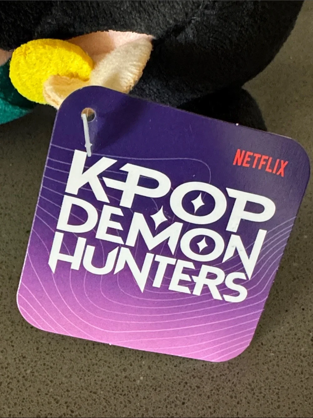 Netflix KPop Demon Hunters ZOEY Ramen Noodle Cup Plush Clip On Keychain / NEW
